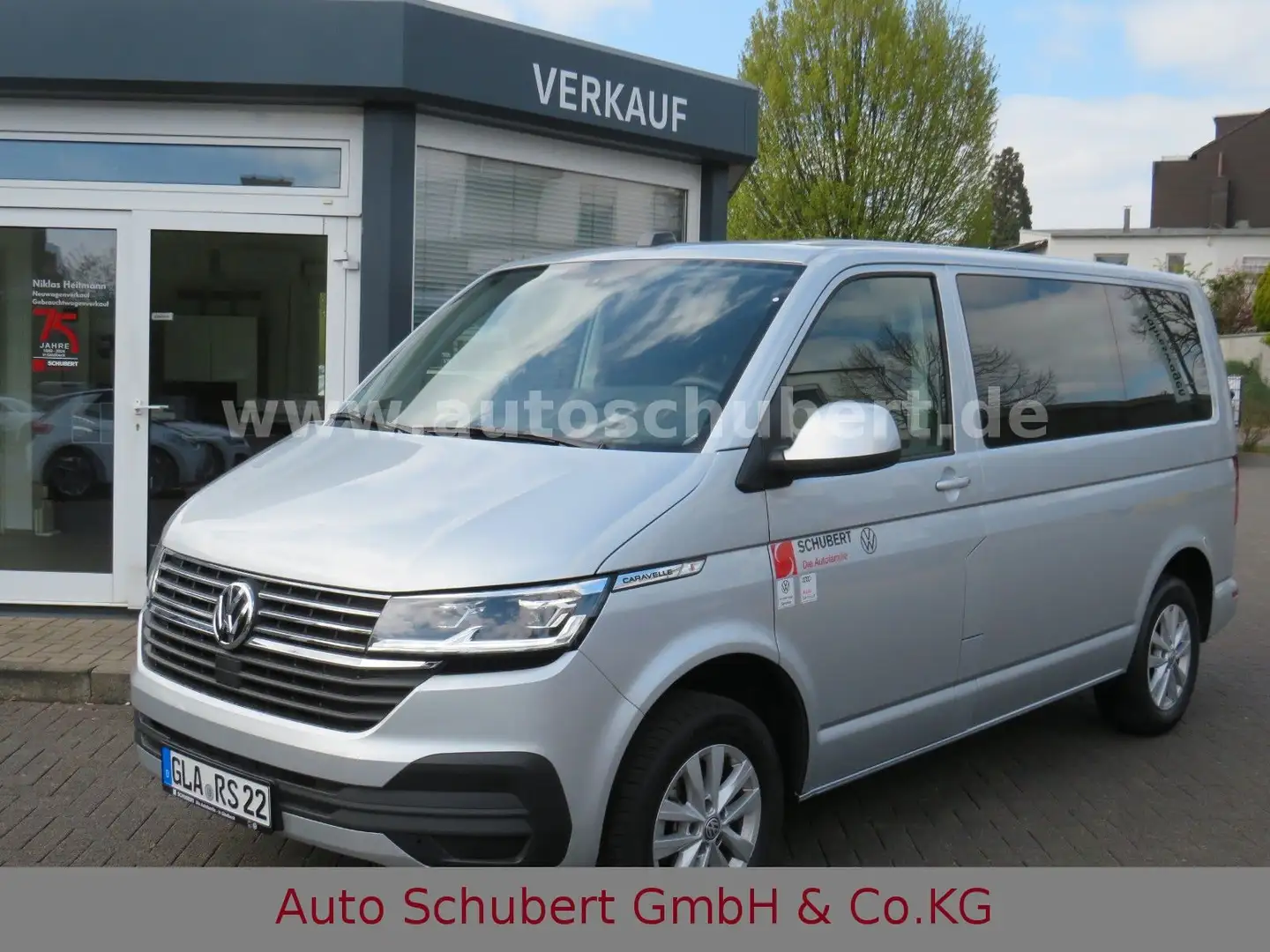 Volkswagen T6.1 Caravelle 2.0 TDI DSG Comfortline Silber - 1