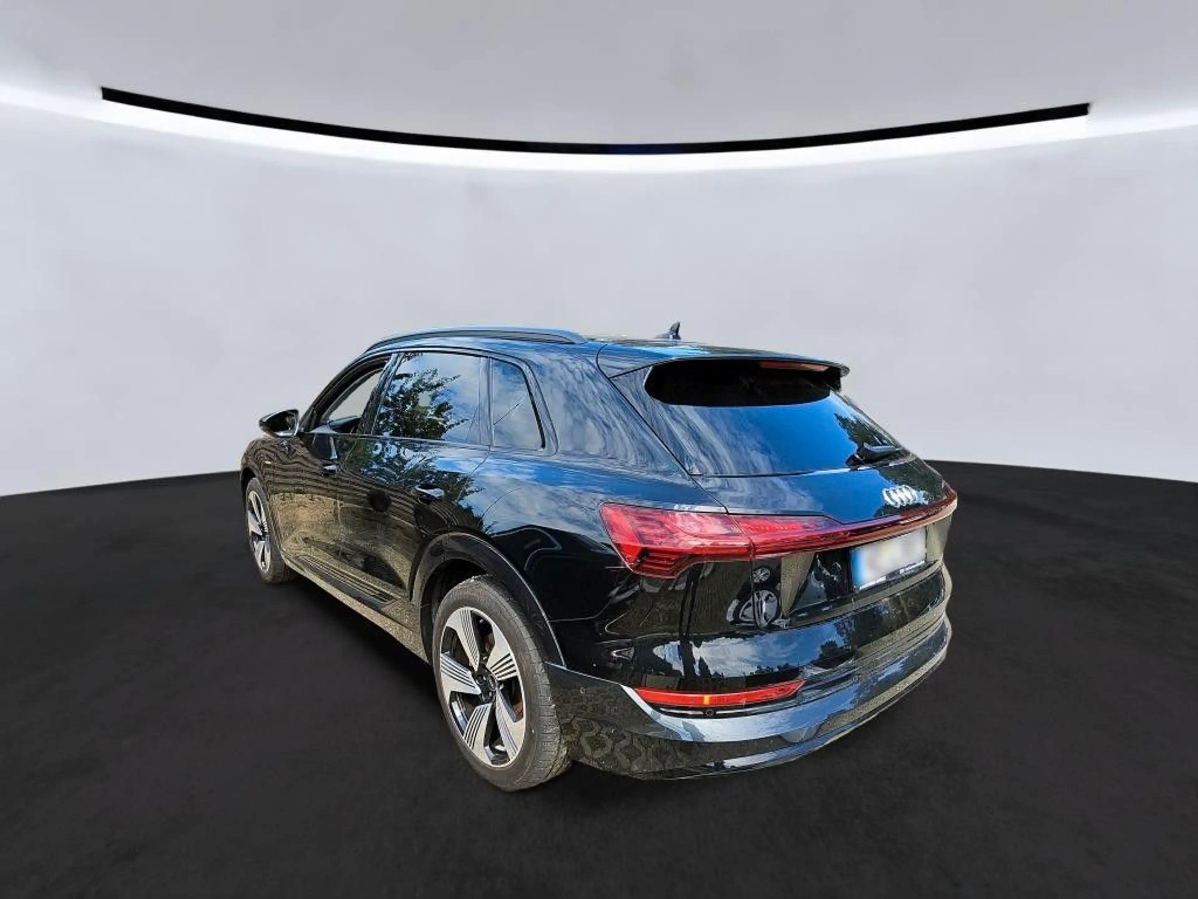 Audi e-tron E-tron 55 Quattro Advanced*PANO*HuD*MATRIX-LED* — photo 3