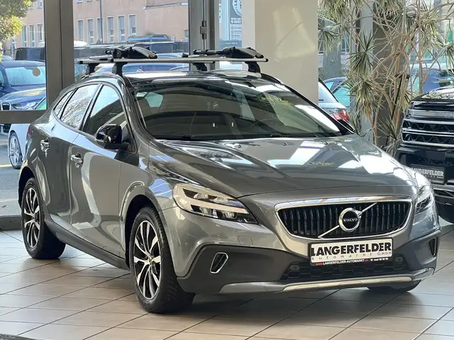 Volvo V40 Cross Country V40 Cross Country D2 Plus*NAVI*KAMERA*SHZ*ALLWET