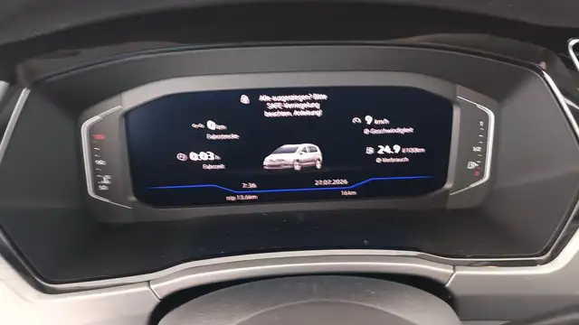 Volkswagen Touran view 15