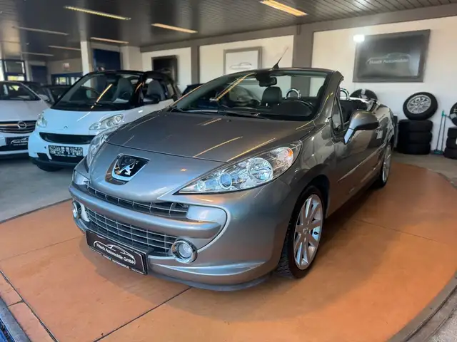 Peugeot 207 CC Cabrio-Coupe Roland Garros