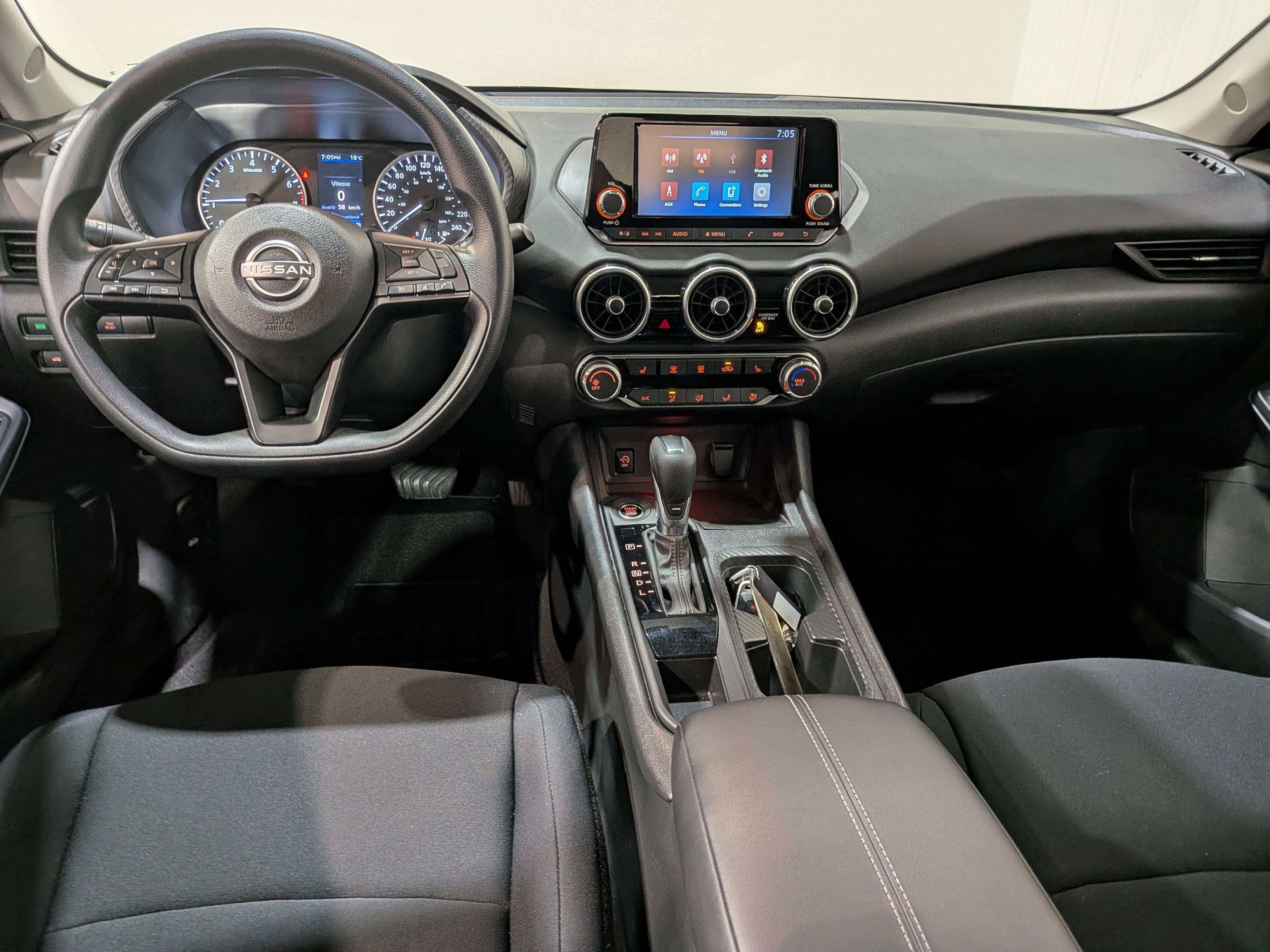 Nissan Sentra 2024