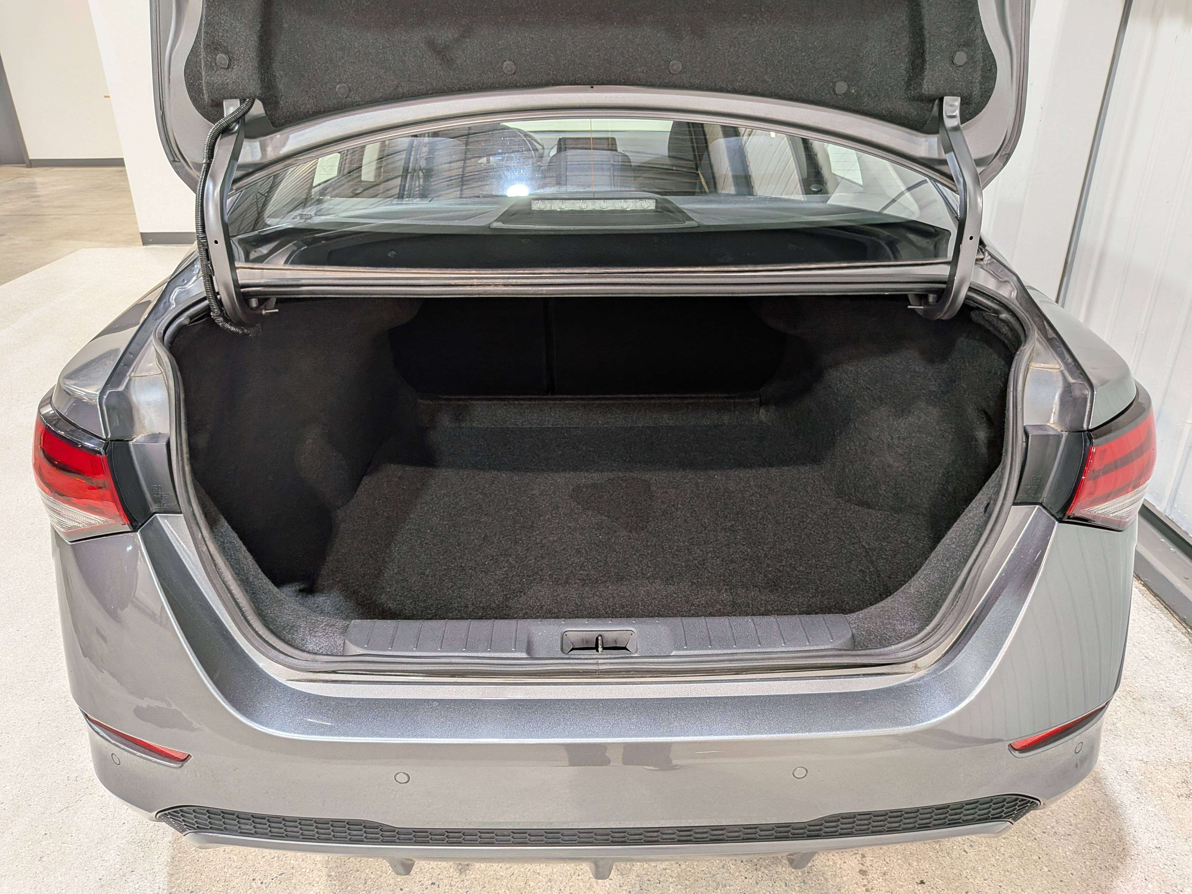 Nissan Sentra 2024