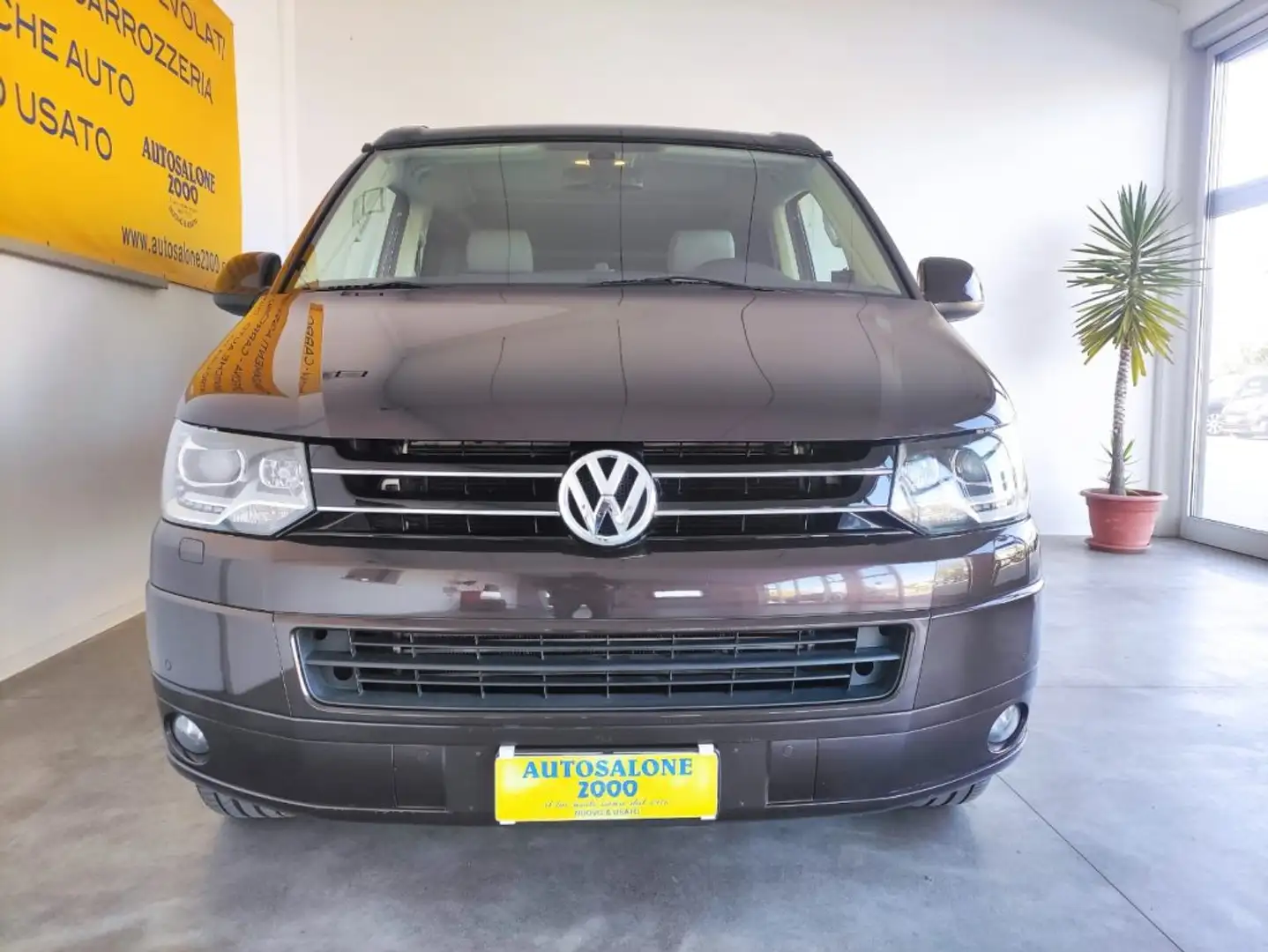 Volkswagen T5 California Multivan 2.0 180CV DSG California Autocaravan T5 E Marrón - 2