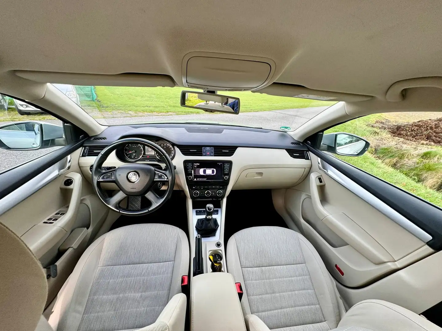 Skoda Octavia 1.2 TSI Greentech Elegance Businessline 5DRS NAVI Gri - 2