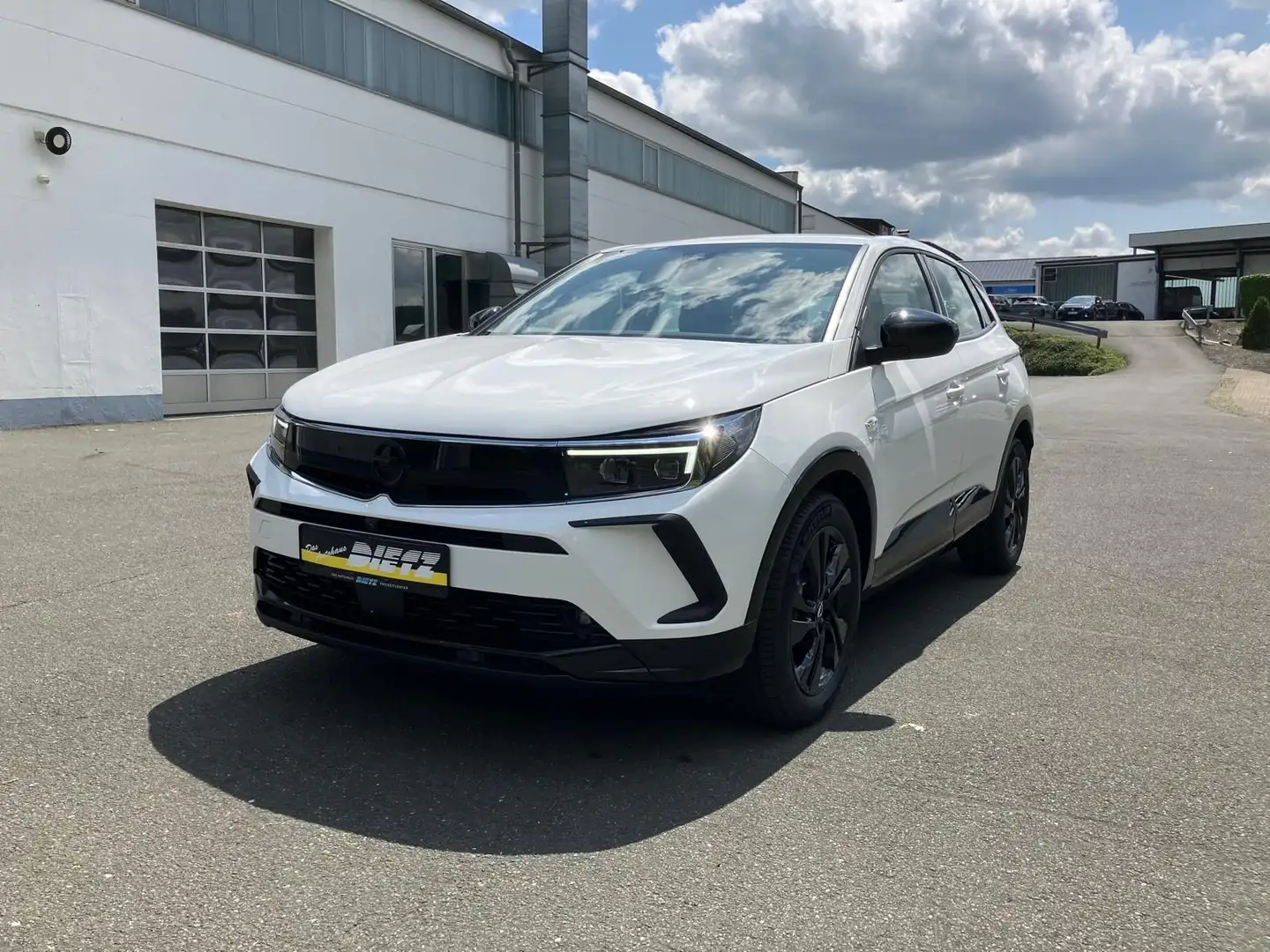 Opel Grandland X Grandland, GS, 1.2 Direct Injection Turbo 100 kW - 1