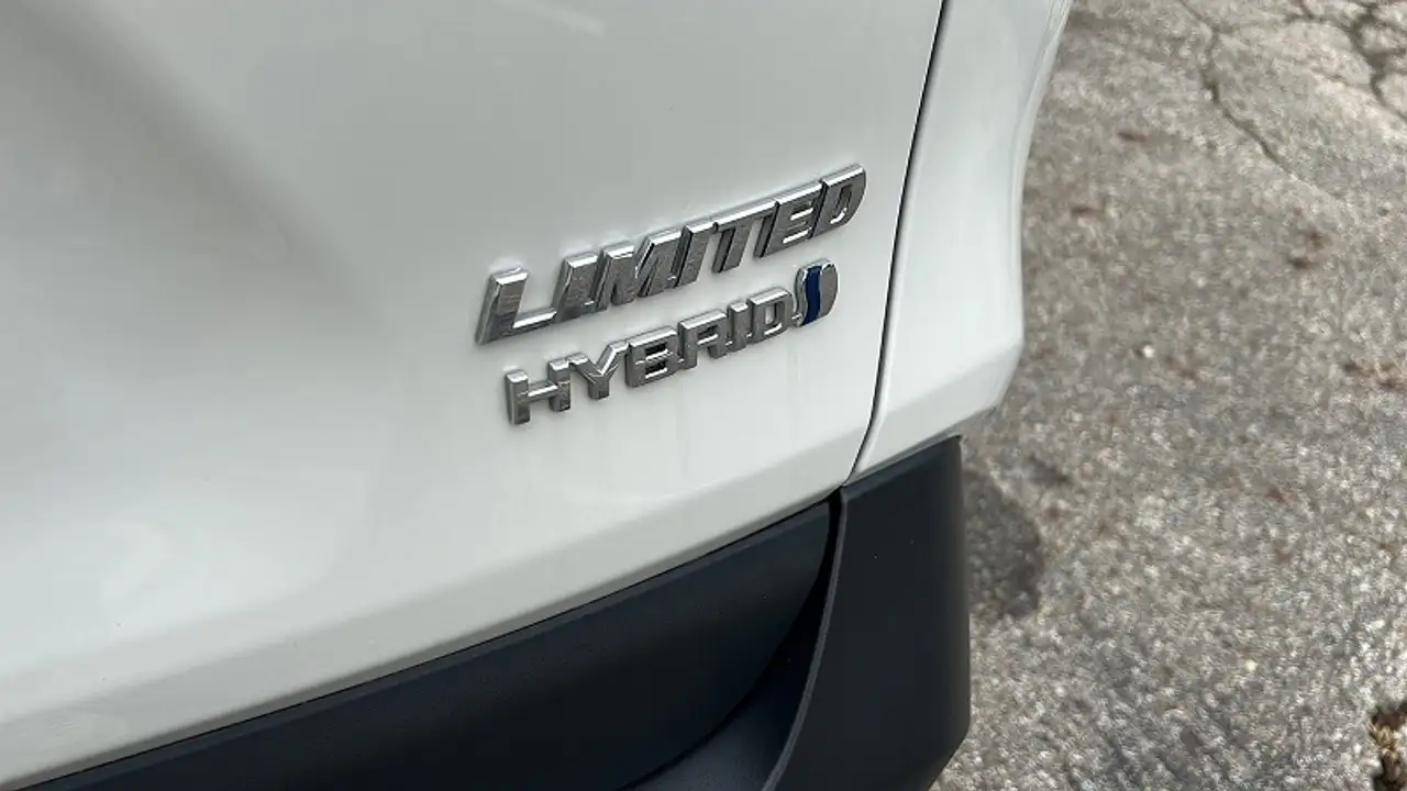 Toyota RAV 4 снимка Toyota RAV 4