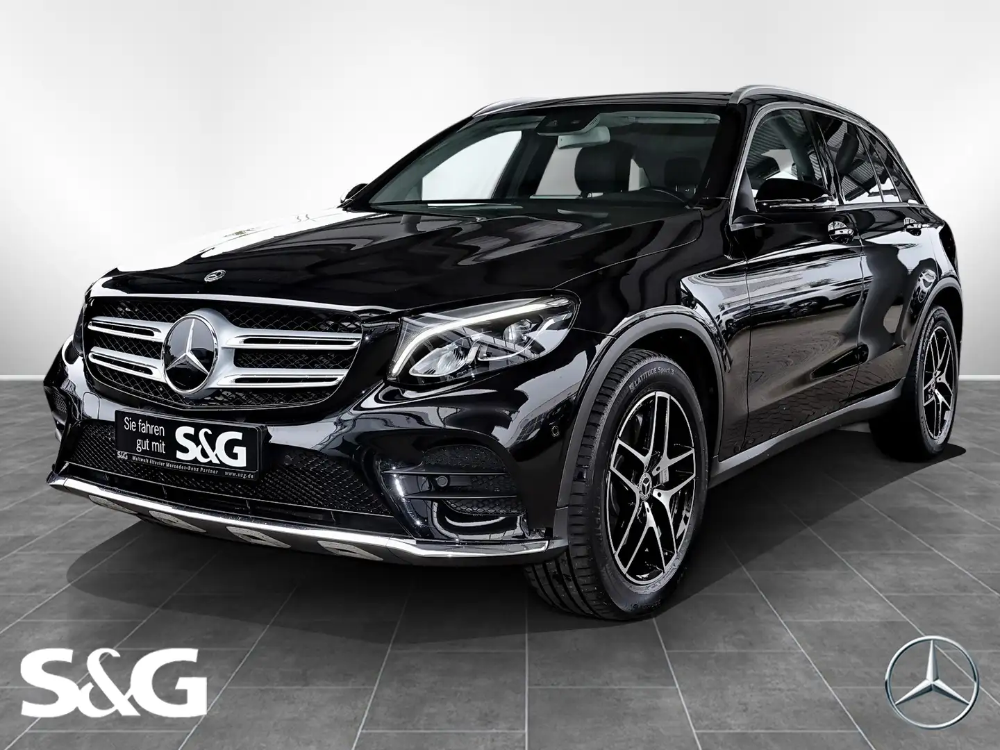 Mercedes-Benz GLC 250 4M AMG AHK+Totwink+Distro+Pano+Chrom+ Schwarz - 1