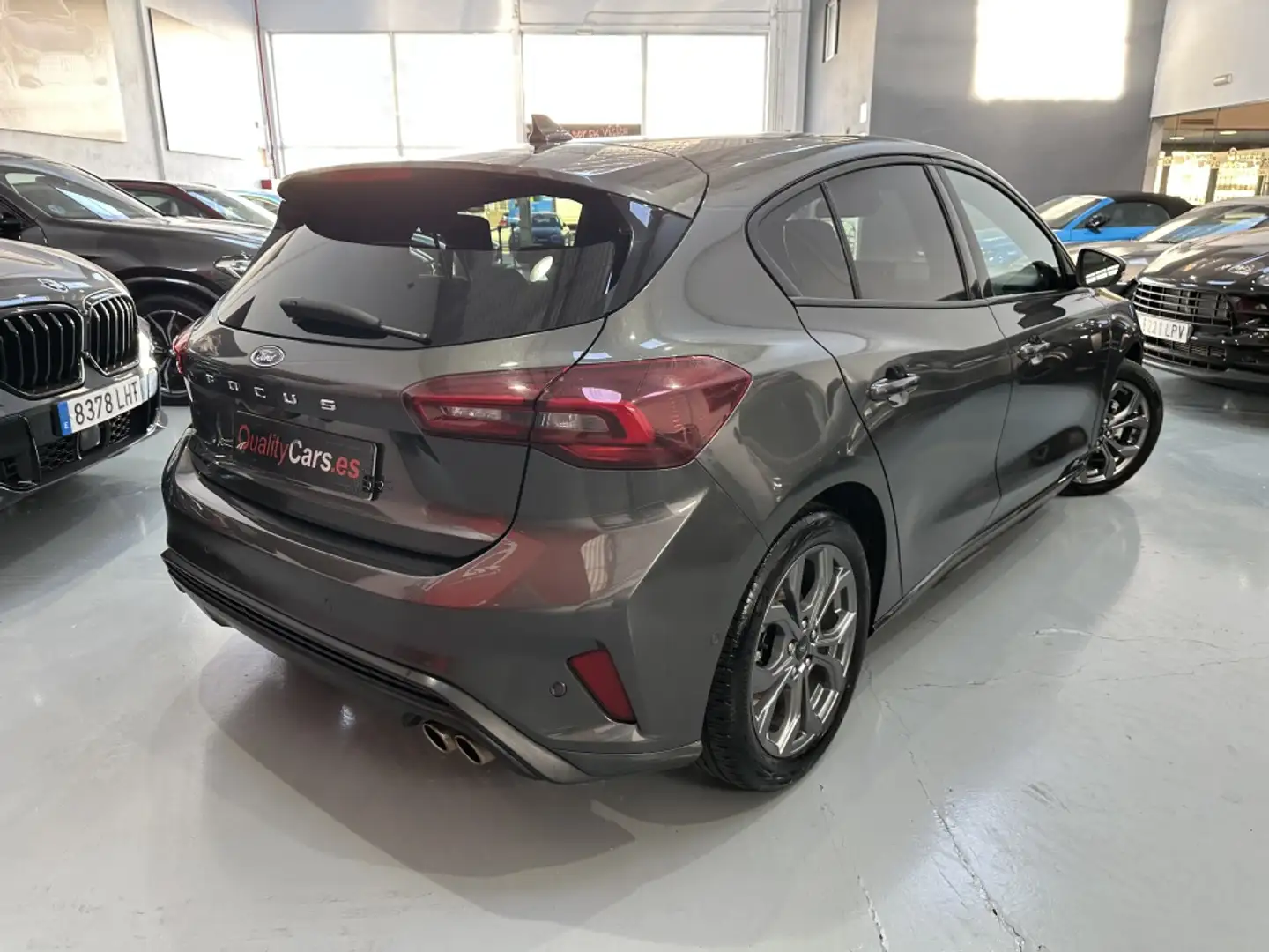 Ford Focus 1.0 Ecoboost MHEV ST-Line X 155 Aut. Gris - 2