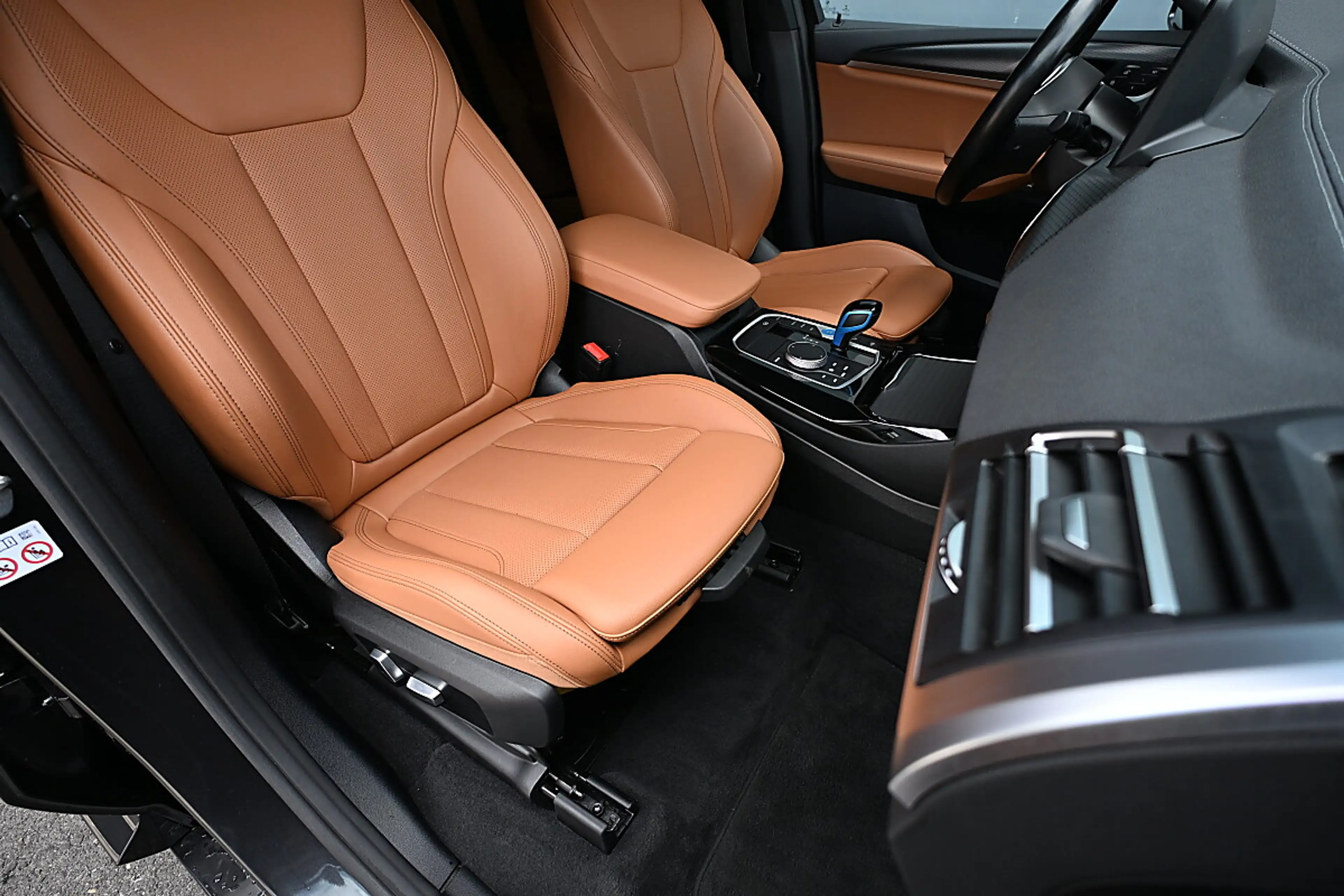 BMW iX3 M 73,8kWh Sport ACC, Laserlicht, DrivingProf, K... — photo 10
