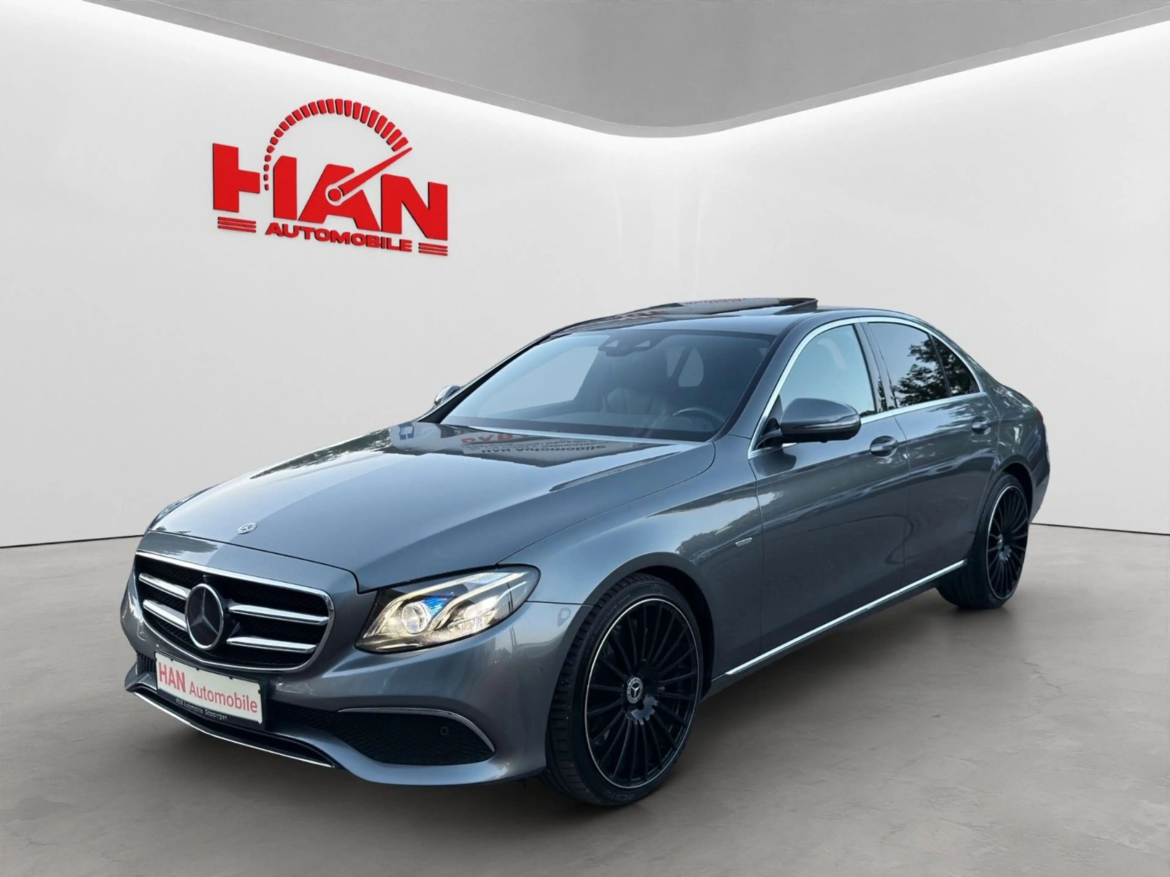 Mercedes-Benz E 450 E Limousine 4Matic/360°/AHK/LED/Totwinkel — photo 2