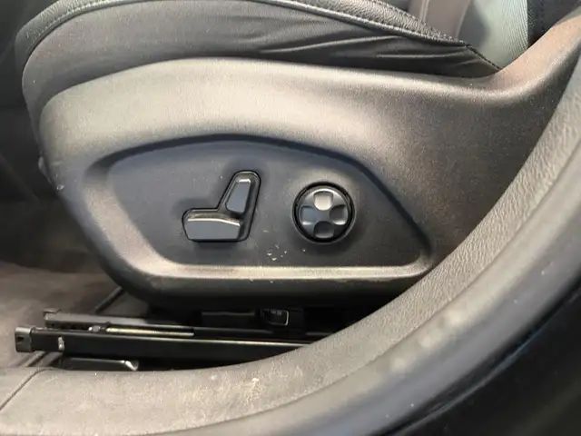 Jeep Compass view 13