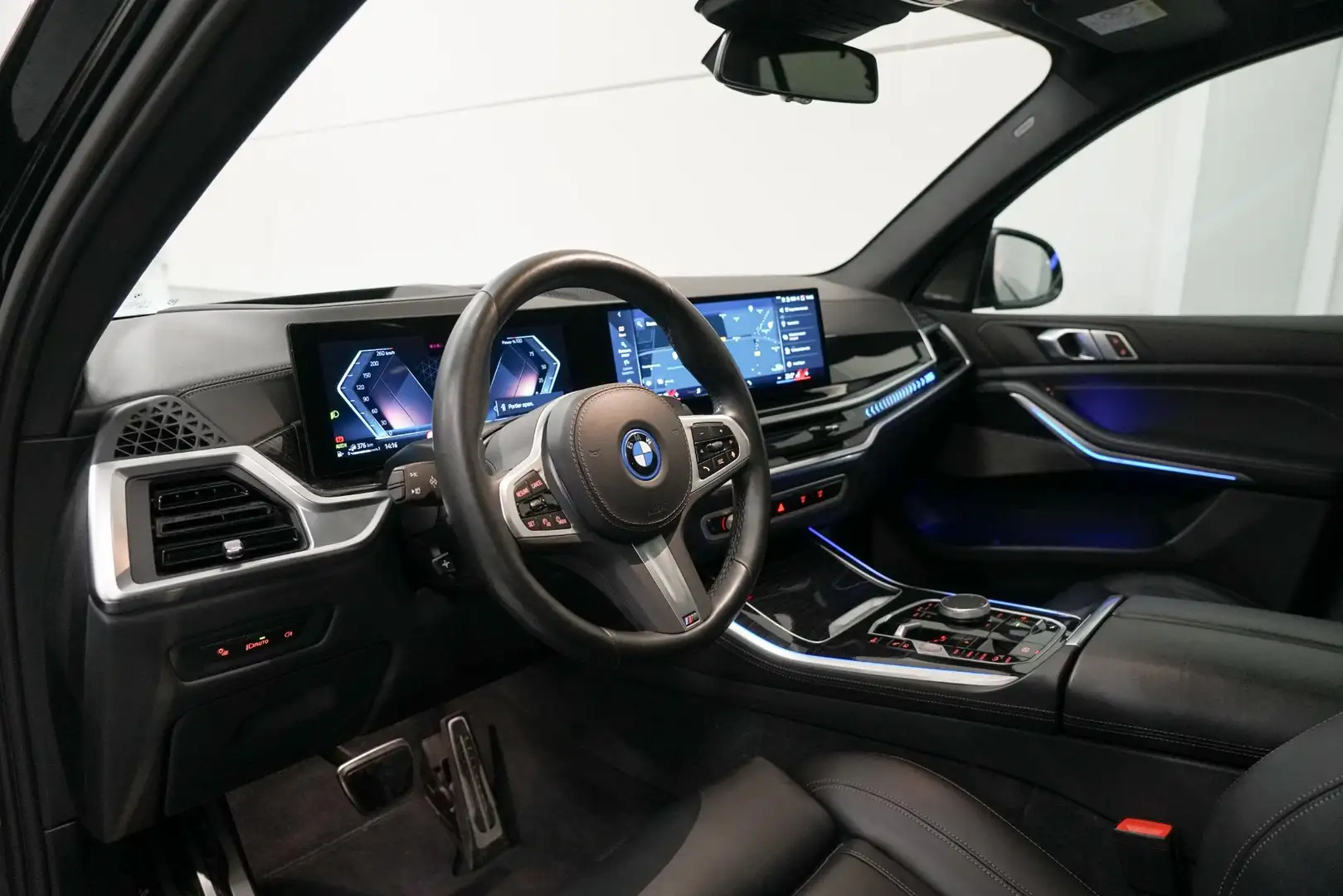 BMW X5 xDrive50e M-Sport | Skylounge | Head Up | CoPilot Schwarz - 2