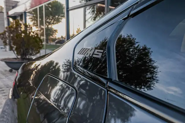 BMW M5 view 7