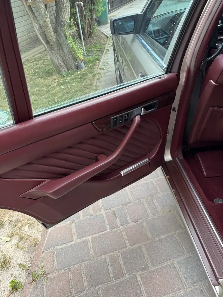 Mercedes-Benz S 560 SEL W126, foto 7
