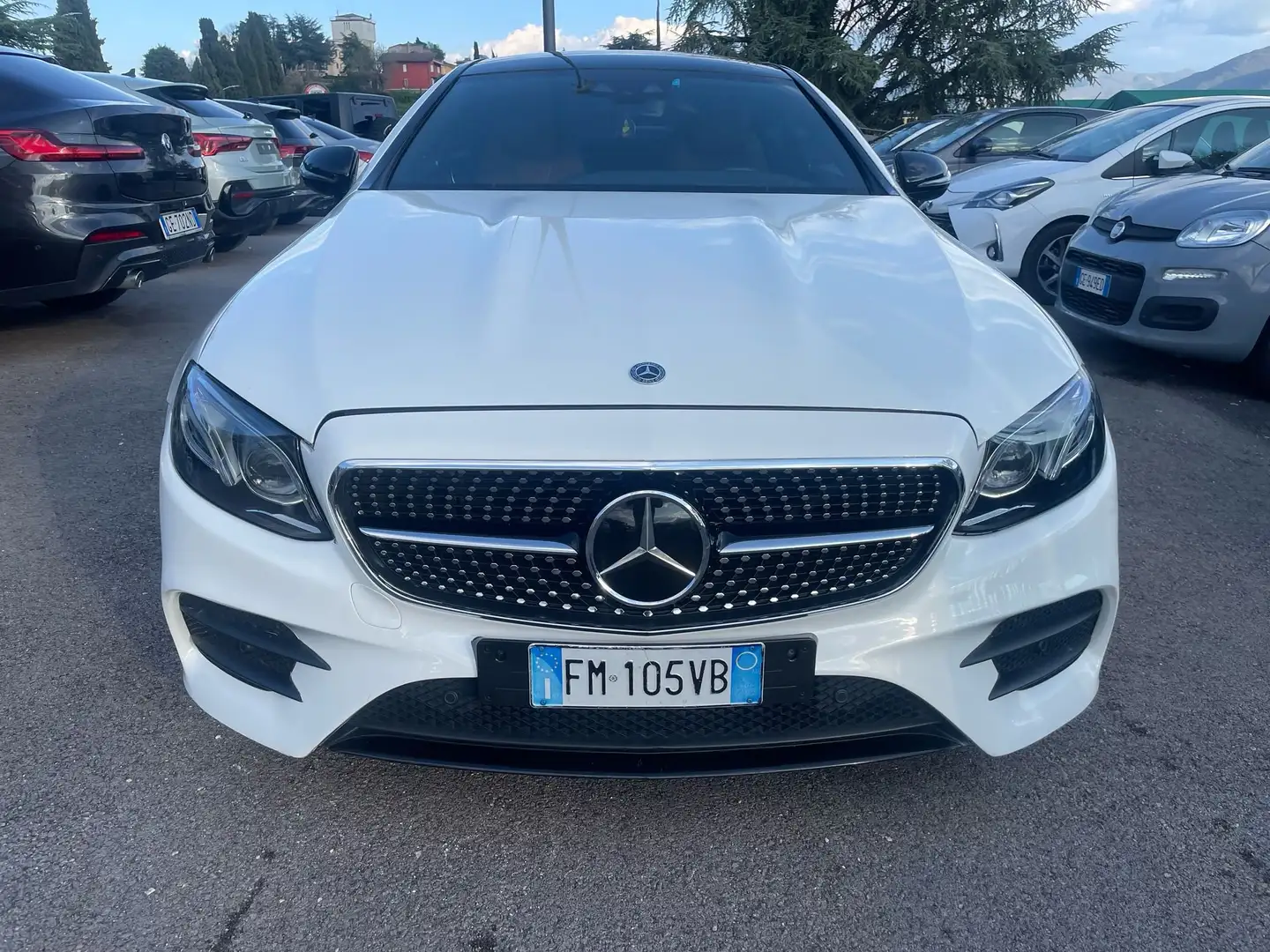 Mercedes-Benz E 220 E Coupe 220 d AMG Line auto Pano Bianco - 2