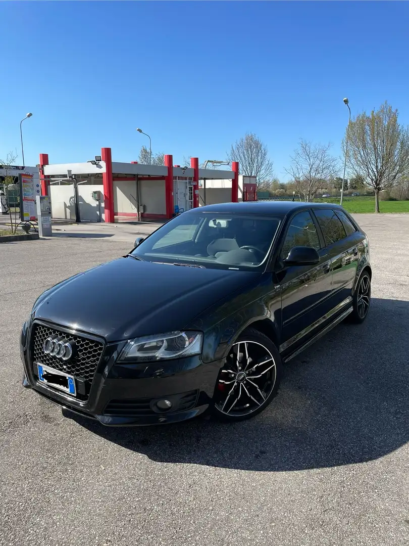 Audi A3 Sportback 2.0 tdi Ambiente - 2