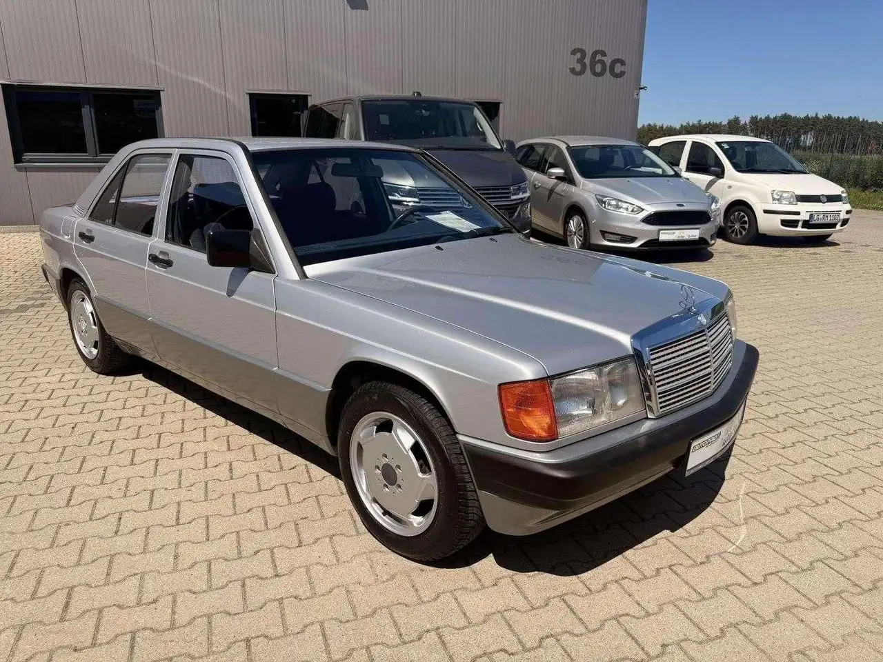 Mercedes-Benz 190 E 1.8 mit Radio CD-Servolenkung-Alu 15 Zoll-, foto 3