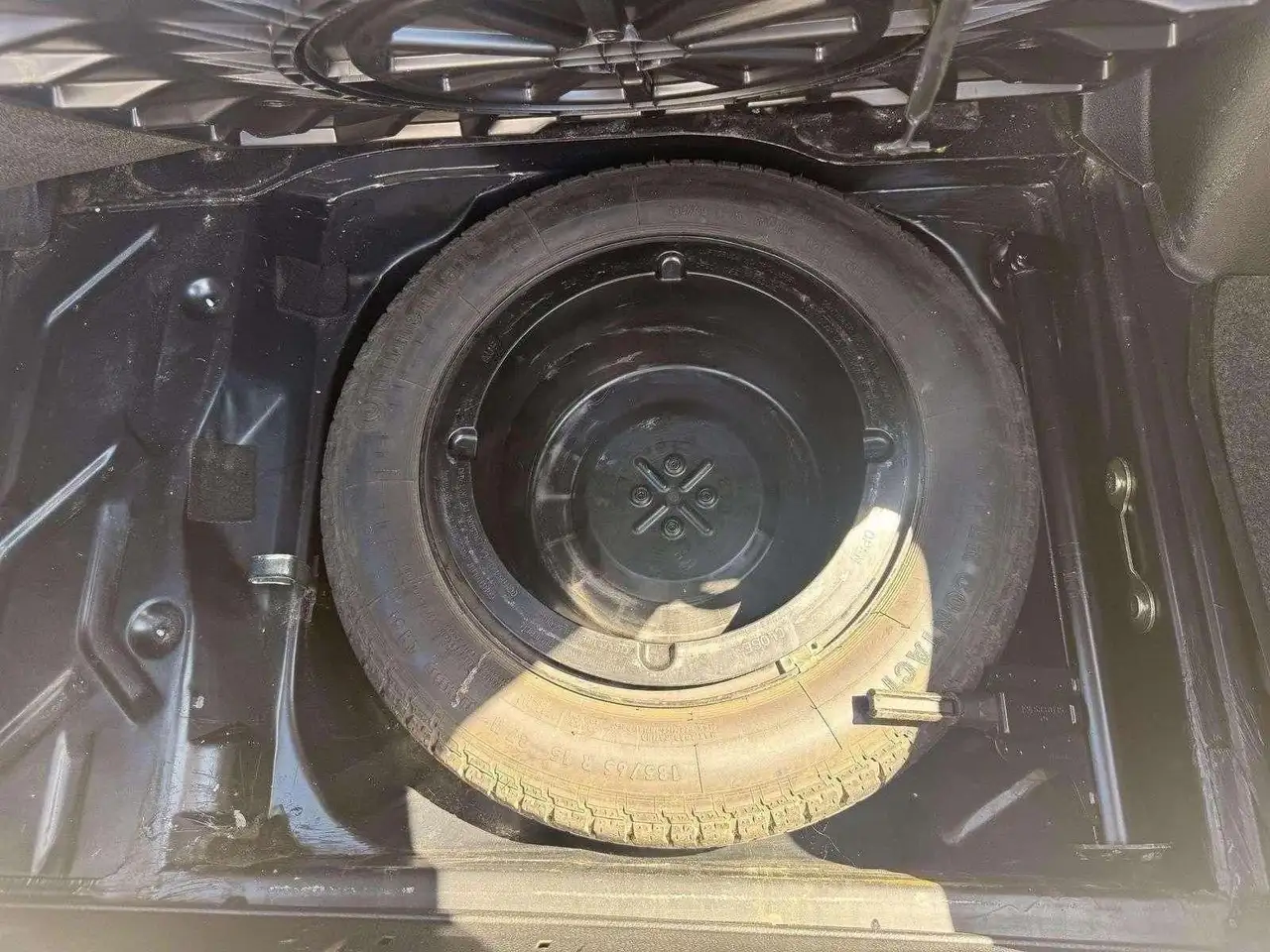 Mercedes-Benz 190 E 1.8 mit Radio CD-Servolenkung-Alu 15 Zoll-, foto 8