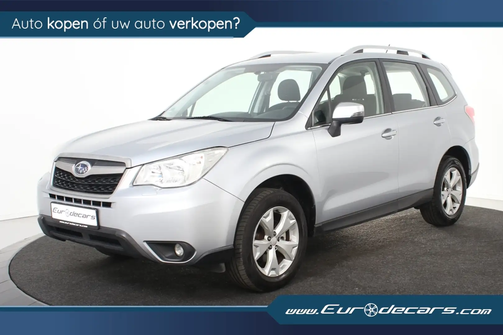 Subaru Forester 2.0 Luxury *AWD*4x4*Trekhaak*Stoelverwarming* Gris - 1