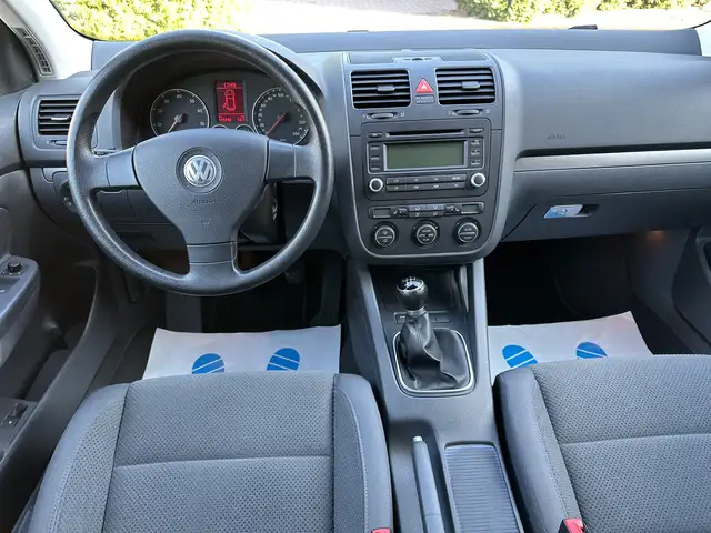 Volkswagen Golf view 7