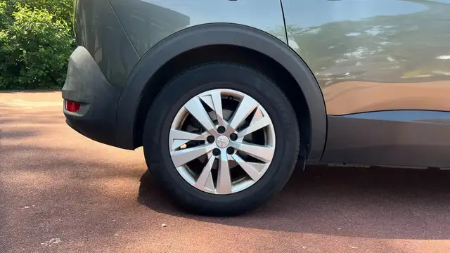Peugeot 5008 view 15