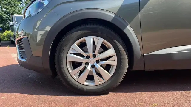 Peugeot 5008 view 13