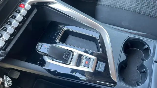 Peugeot 5008 view 25
