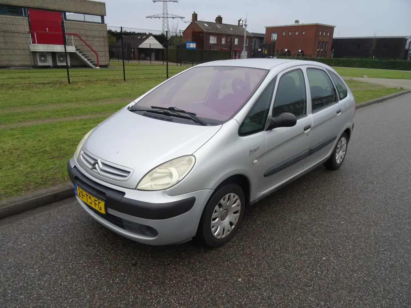 Citroen Xsara Picasso 1.6i Grey - 1