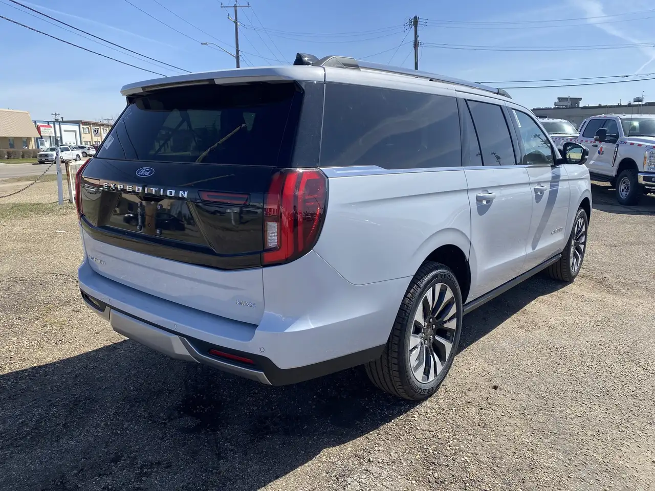 Ford Expedition снимка Ford Expedition