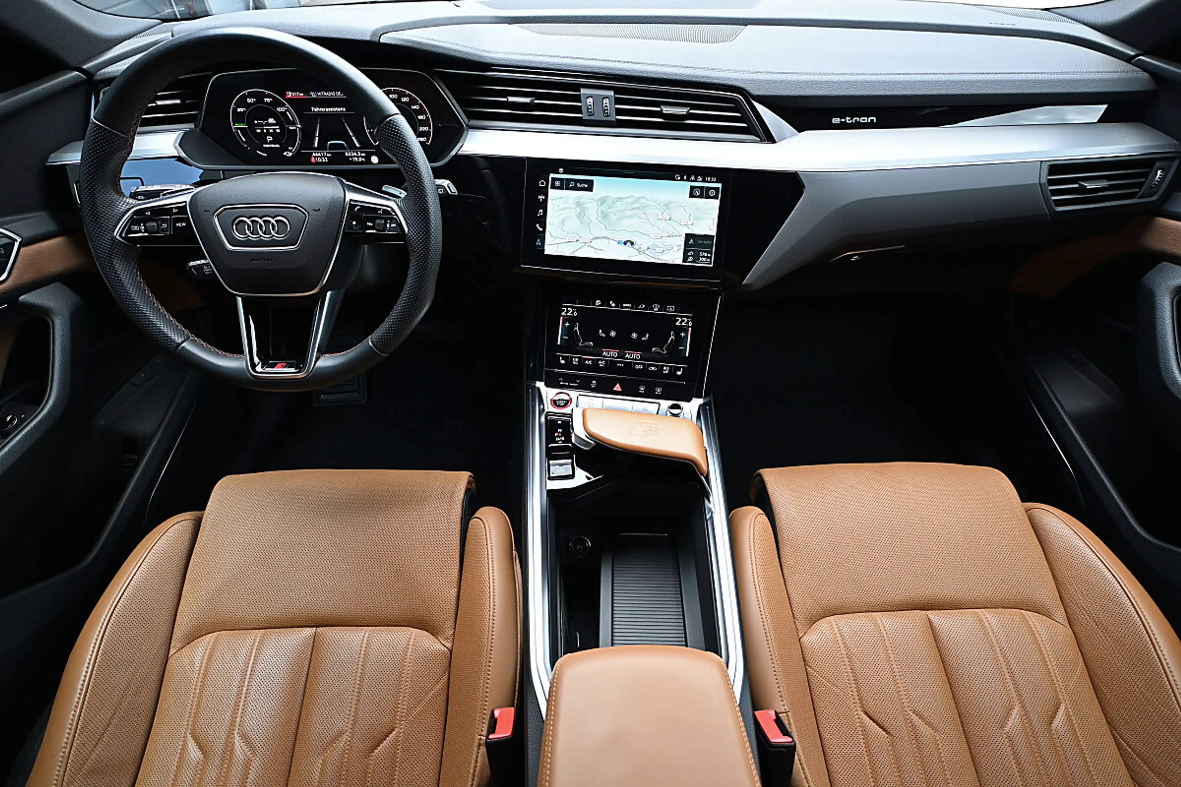 Audi e-tron quattro 95kWh S NP € 121k ACC, MatrixLED, HeadU... — photo 15