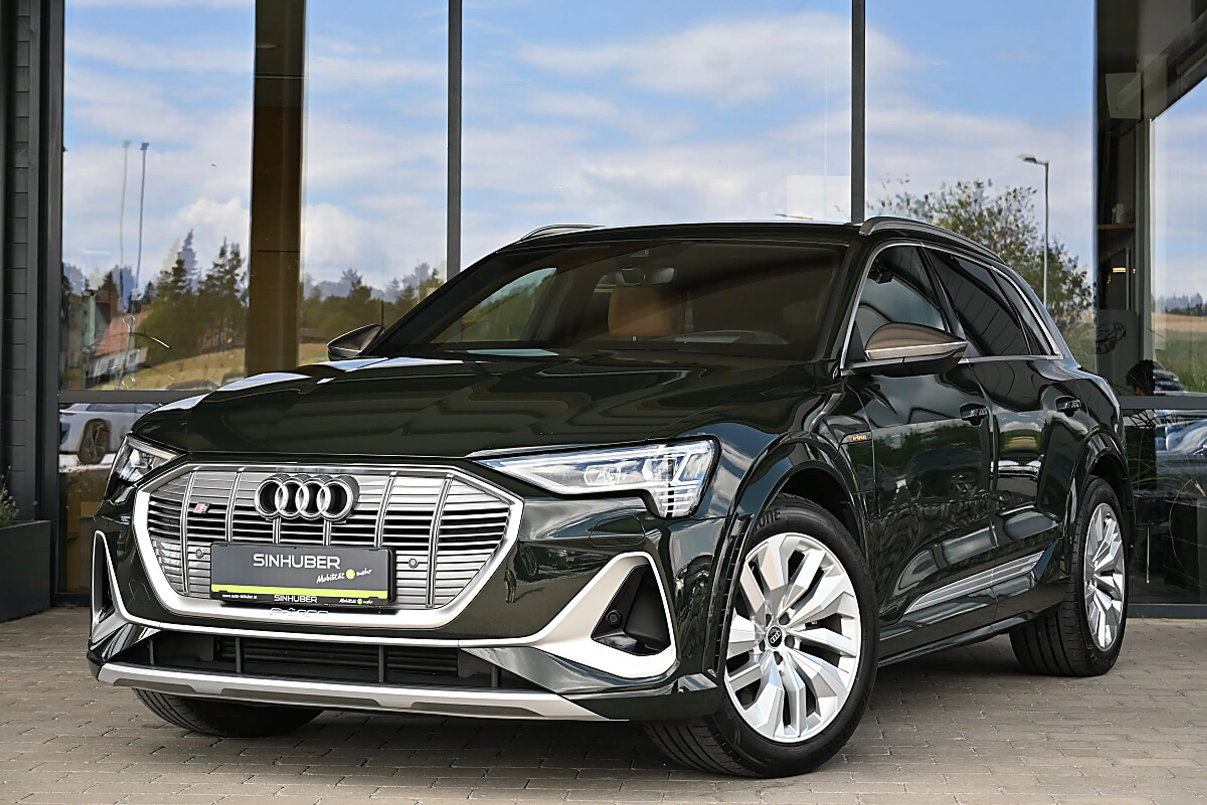Audi e-tron quattro 95kWh S NP € 121k ACC, MatrixLED, HeadU...
