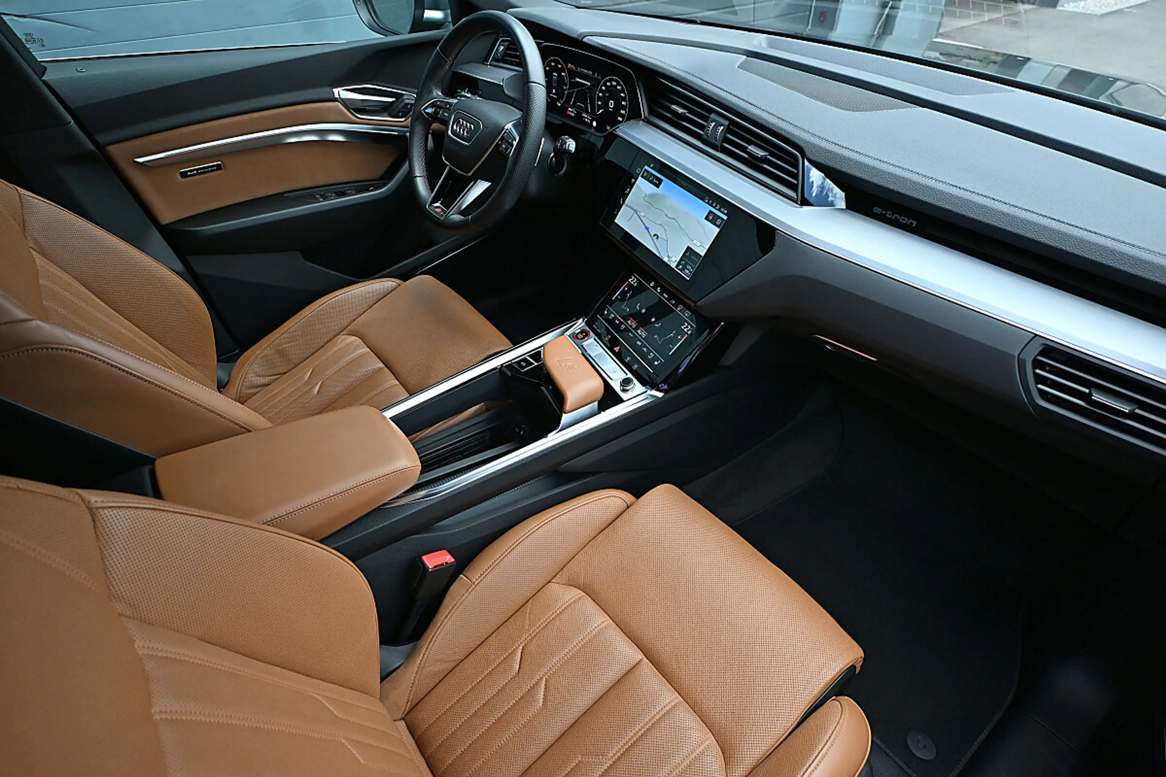 Audi e-tron quattro 95kWh S NP € 121k ACC, MatrixLED, HeadU... — photo 5