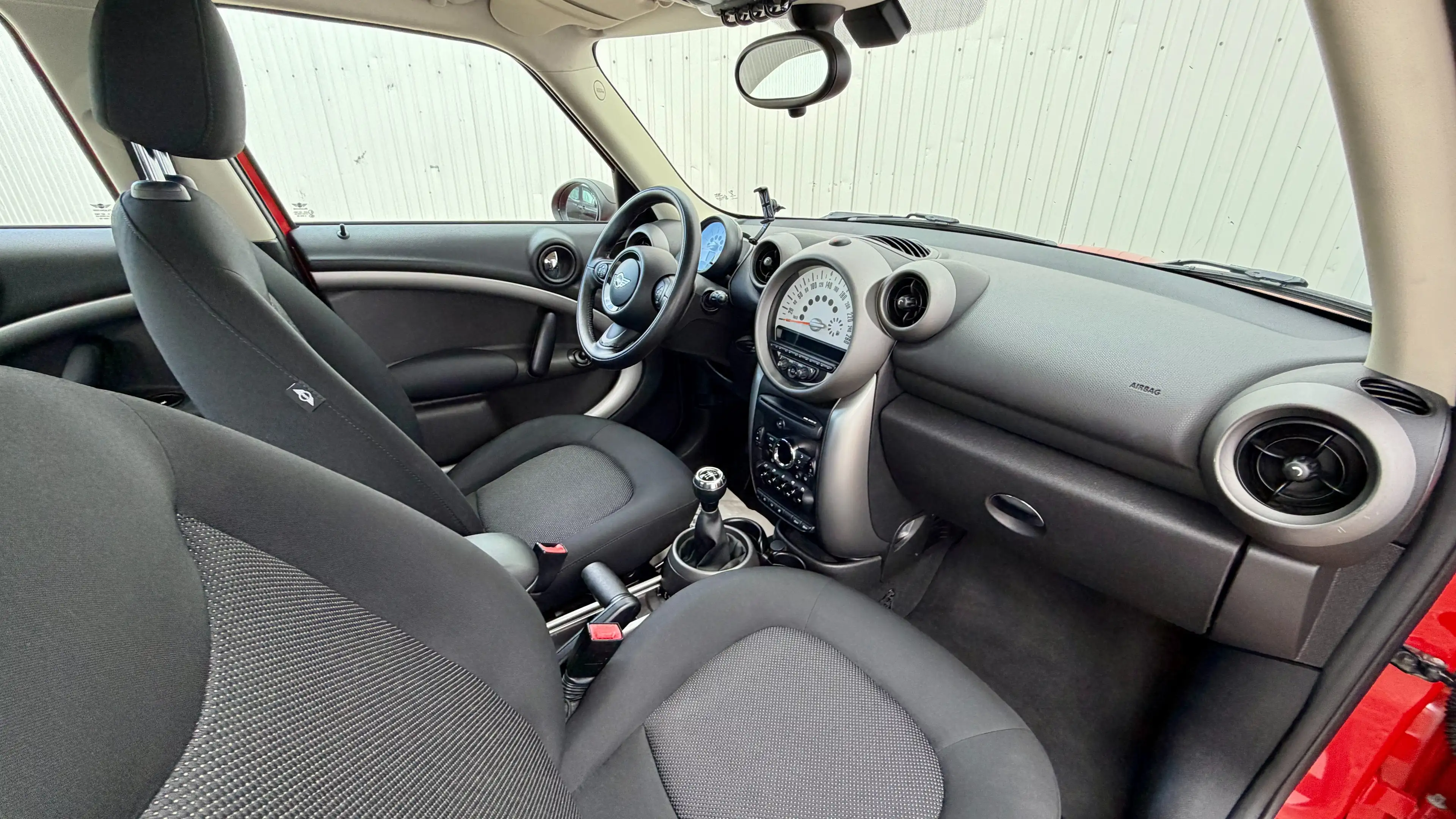 MINI One D Countryman ÖAMTC Pickerl 02.2027, Service Heft Voll — photo 9