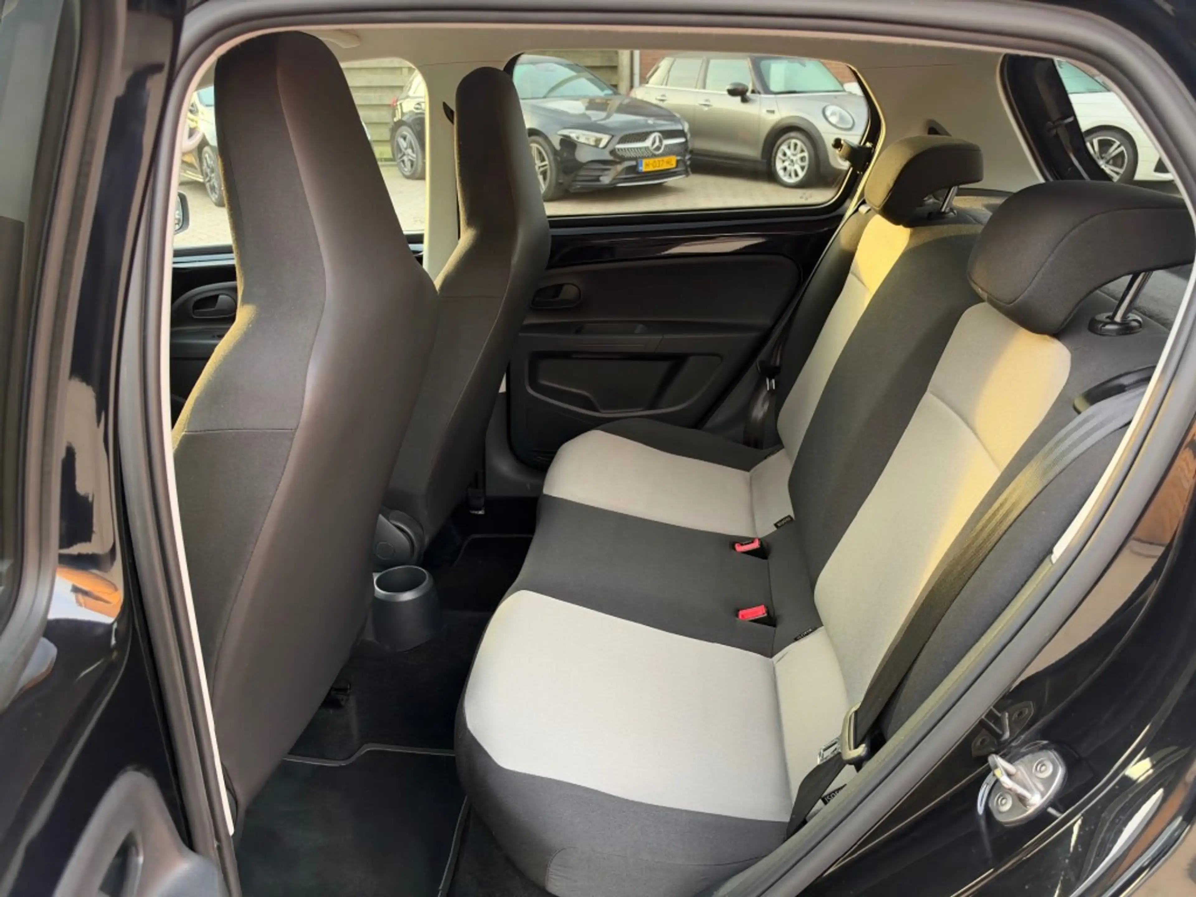 Skoda Citigo 1.0 Greentech Active Pro 5Drs Airco — photo 17