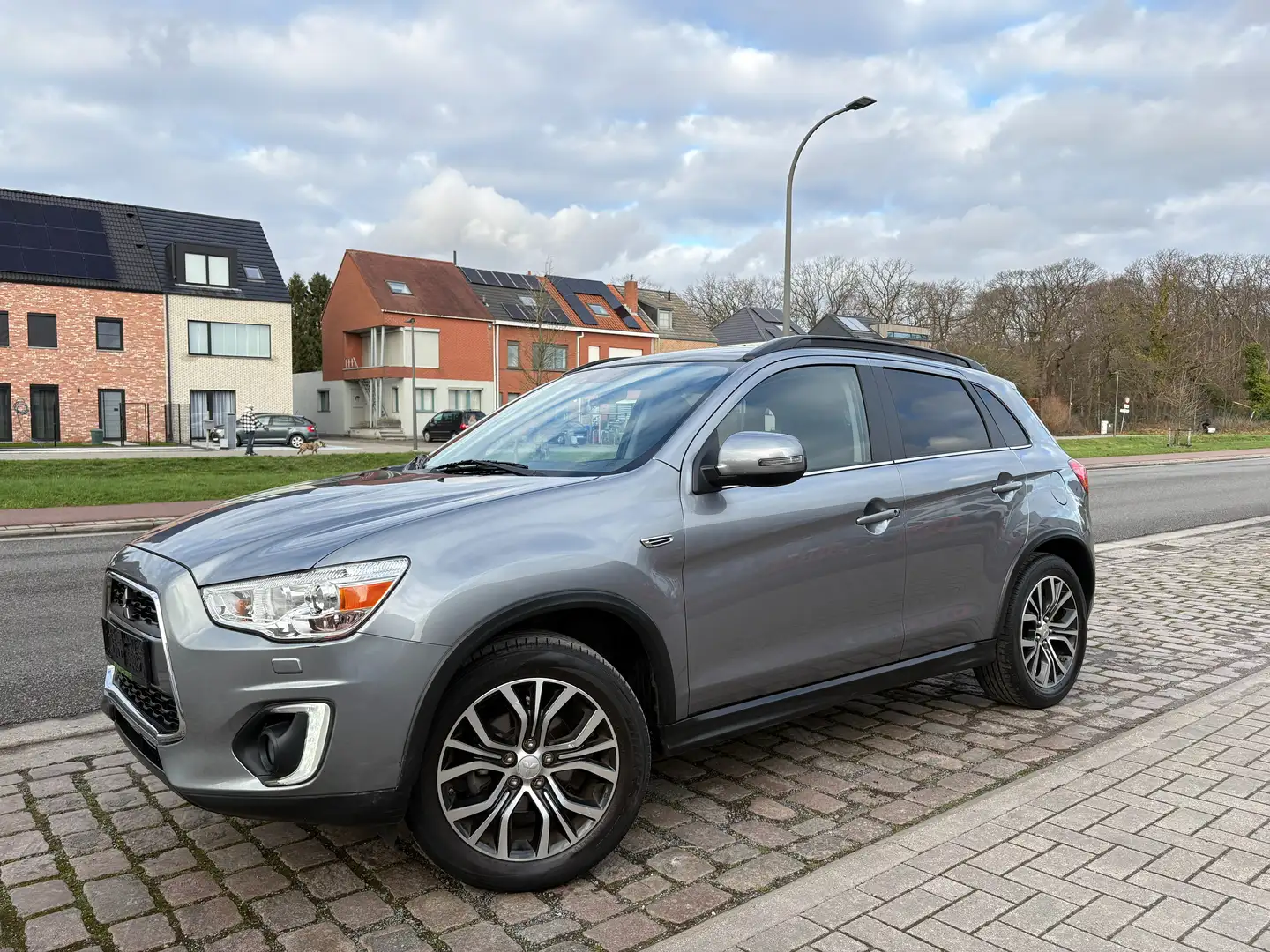 Mitsubishi ASX ASX 1.6 2WD / 12 Maanden Garantie Gris - 2