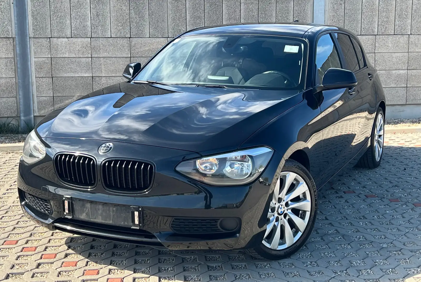 BMW 116 116 d Efficient Dynamics Edition Schwarz - 2
