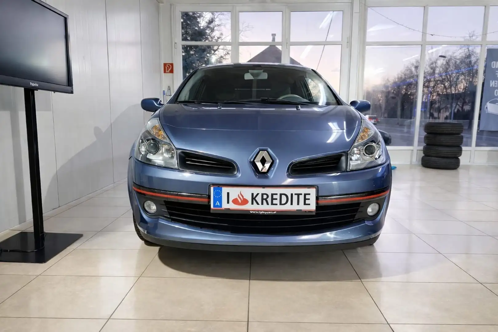 Renault Clio Initiale 1,6 16V Blau - 2