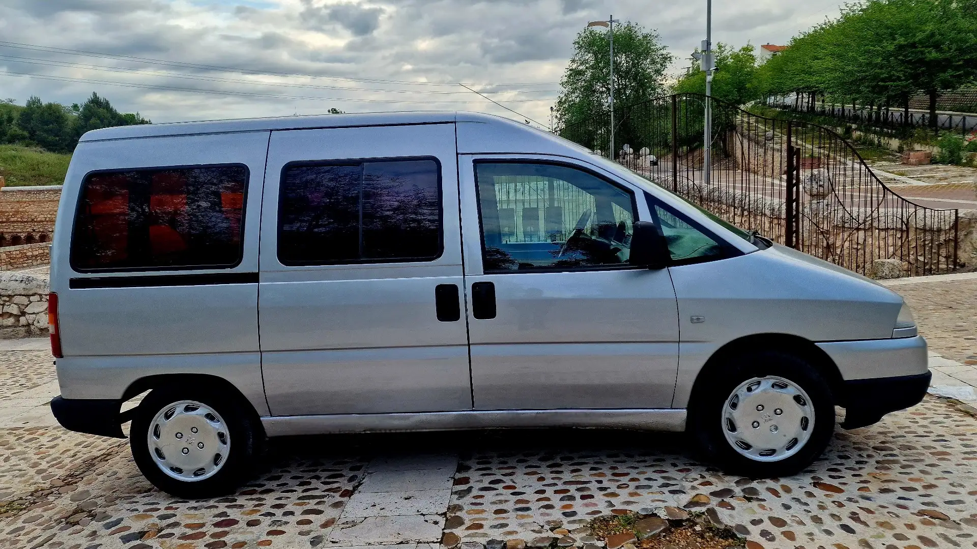 Peugeot e-Expert - 2