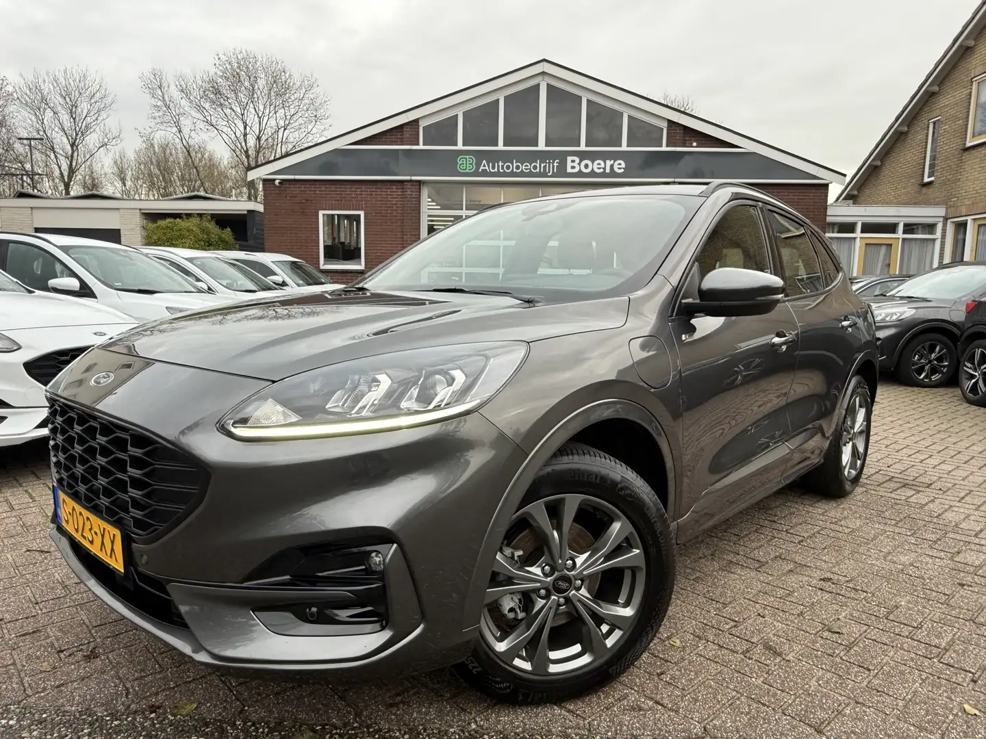 Ford Kuga 2.5 PHEV ST-Line Winter Pack, NL. Auto Gris - 1