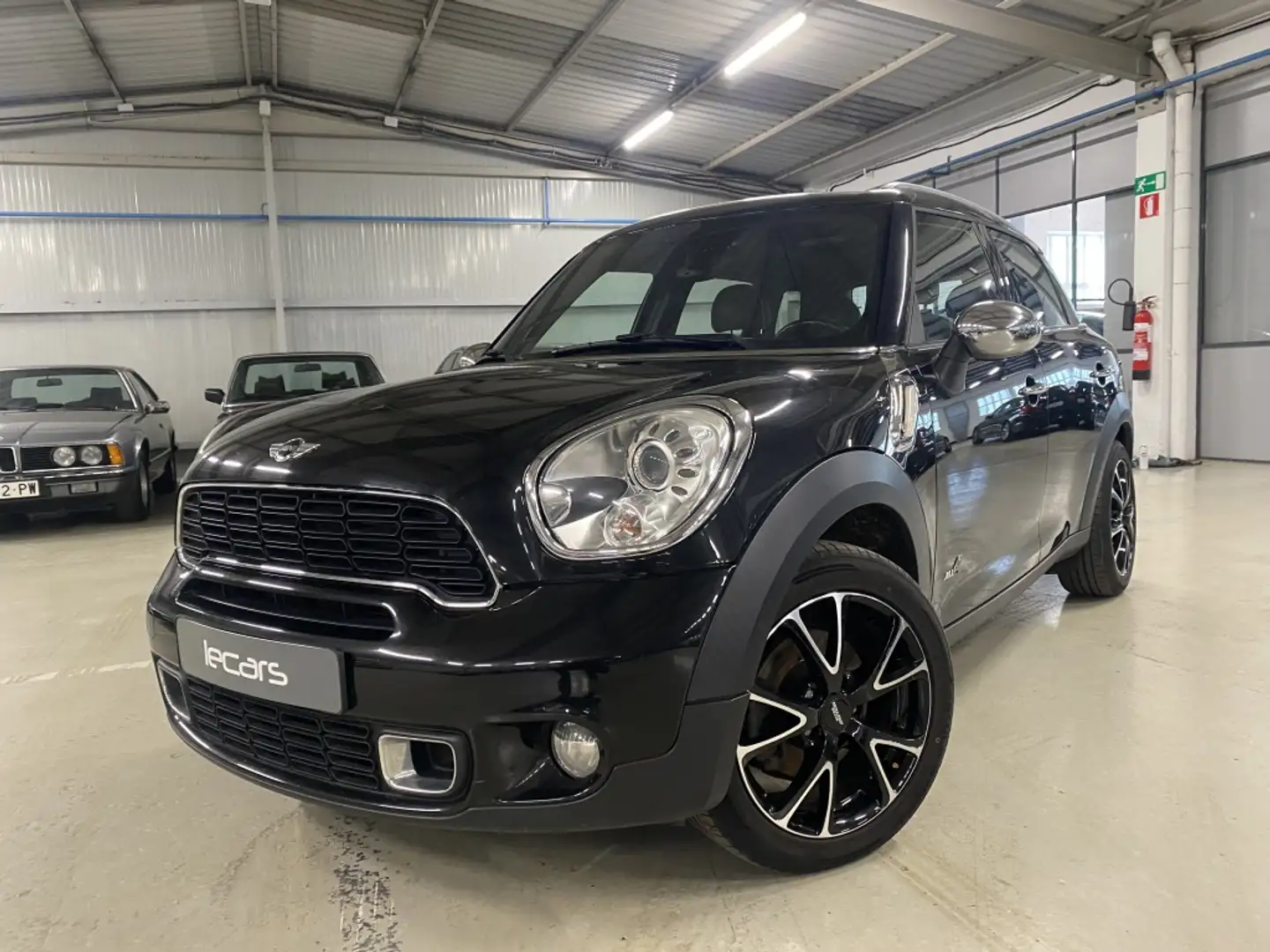 MINI Cooper Countryman SD ALL4 Negro - 1