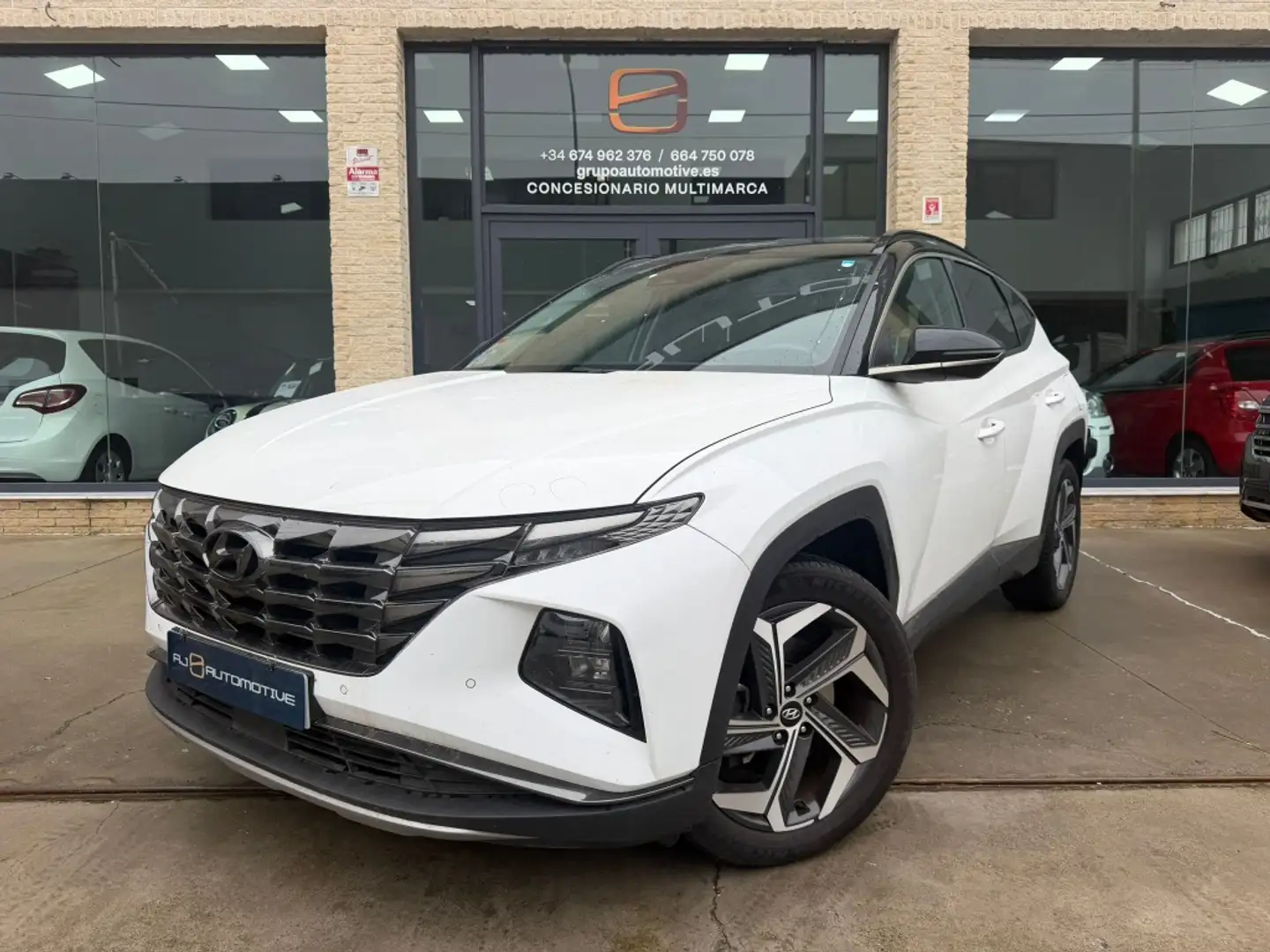 Hyundai TUCSON 1.6 TGDI HEV Tecno 2C AT Blanc - 1