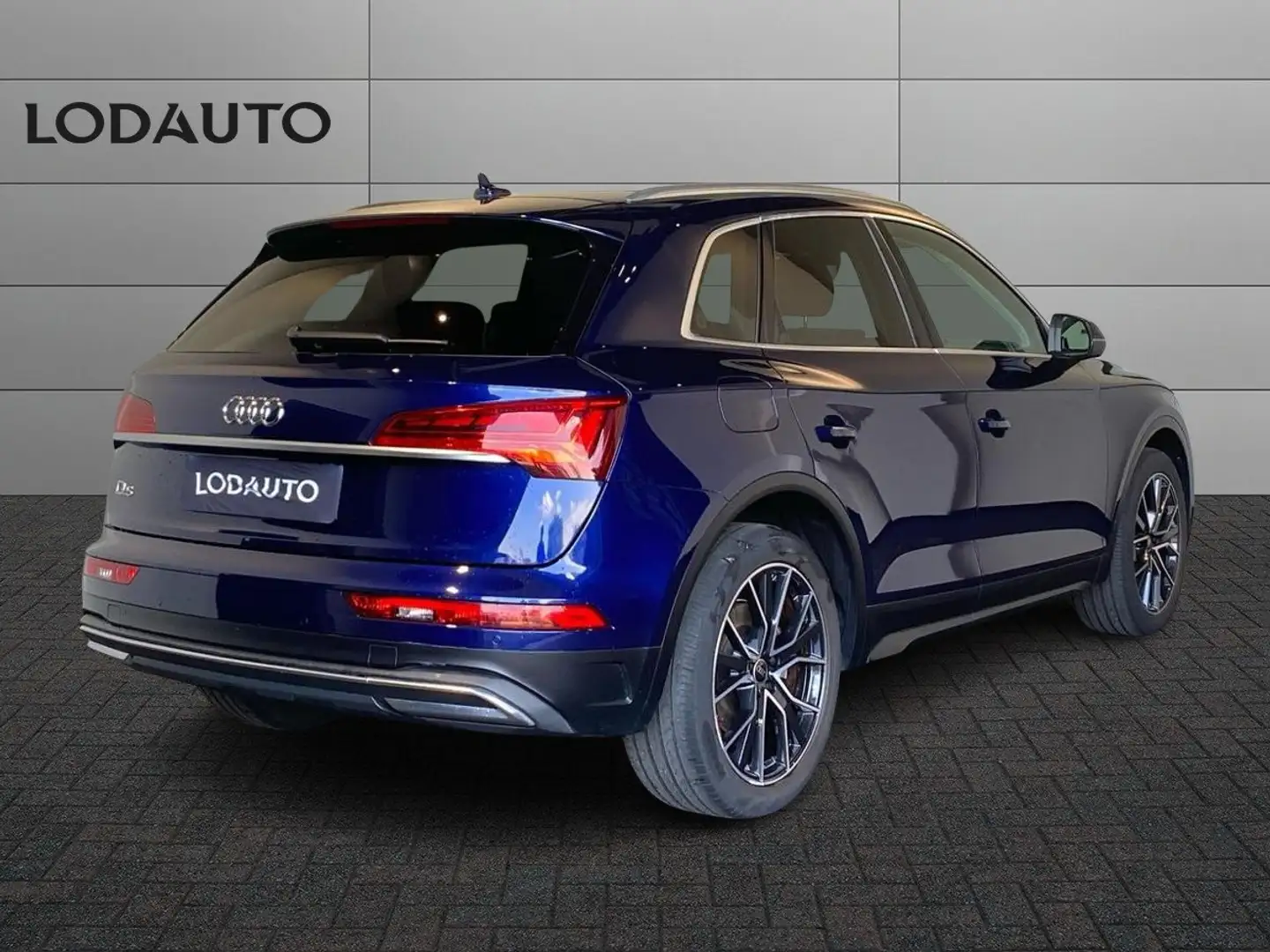 Audi Q5 35 TDI S tronic Business Advanced Modrá - 2