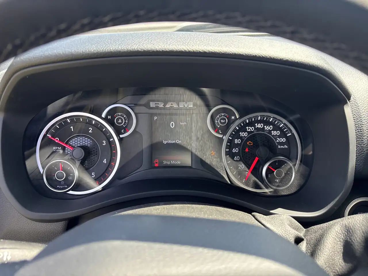 RAM 3500 снимка RAM 3500