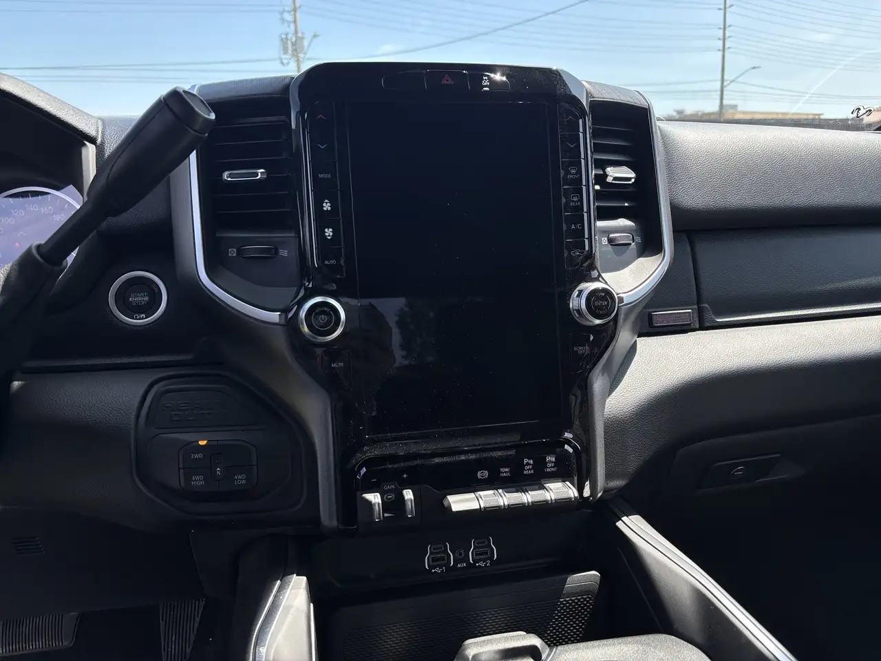 RAM 3500 снимка RAM 3500