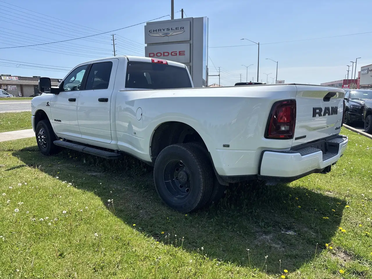 RAM 3500 снимка RAM 3500