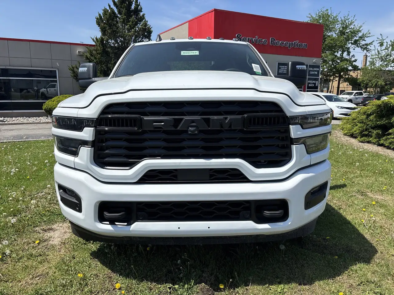 RAM 3500 снимка RAM 3500