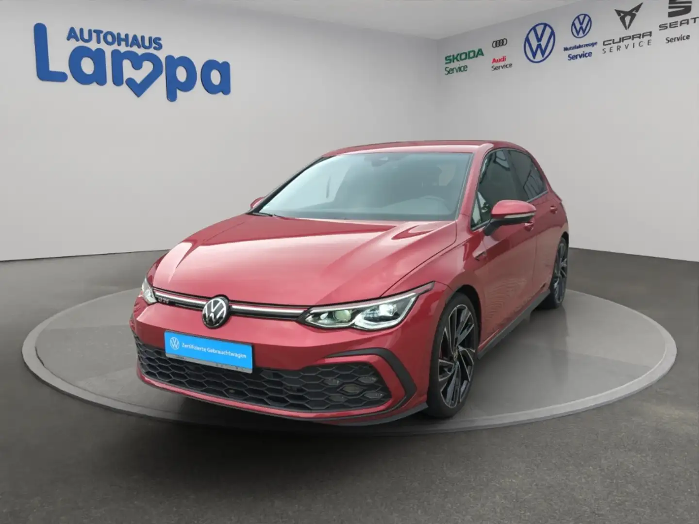 Volkswagen Golf GTI VIII 2.0 TSI DSG, IQ.LIGHT, ACC, DCC, RFK, SHZ Rot - 2