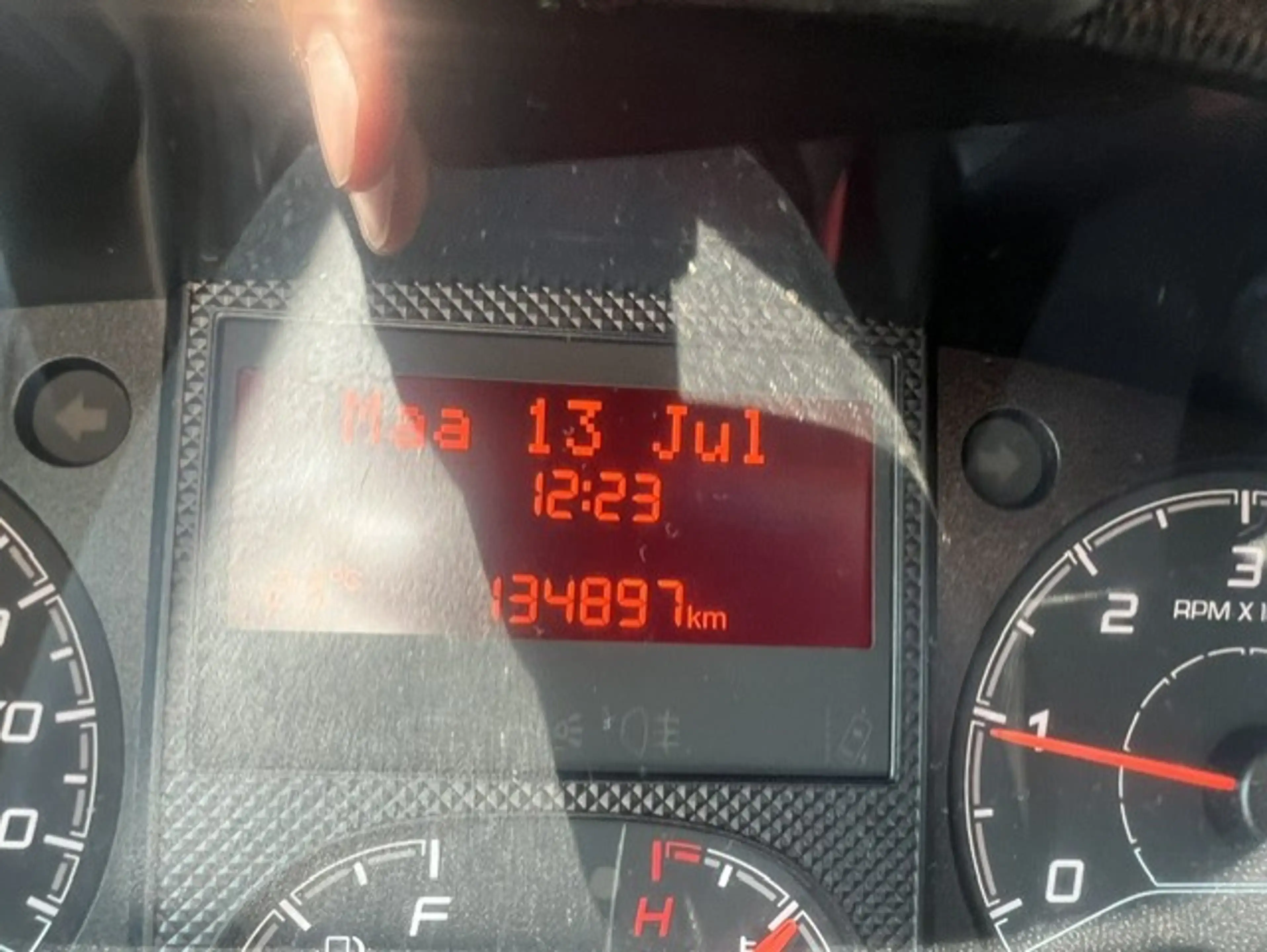 Peugeot Boxer 2.2 BlueHDi 120kw 165 L2H2 Premium navi klima airc — photo 9