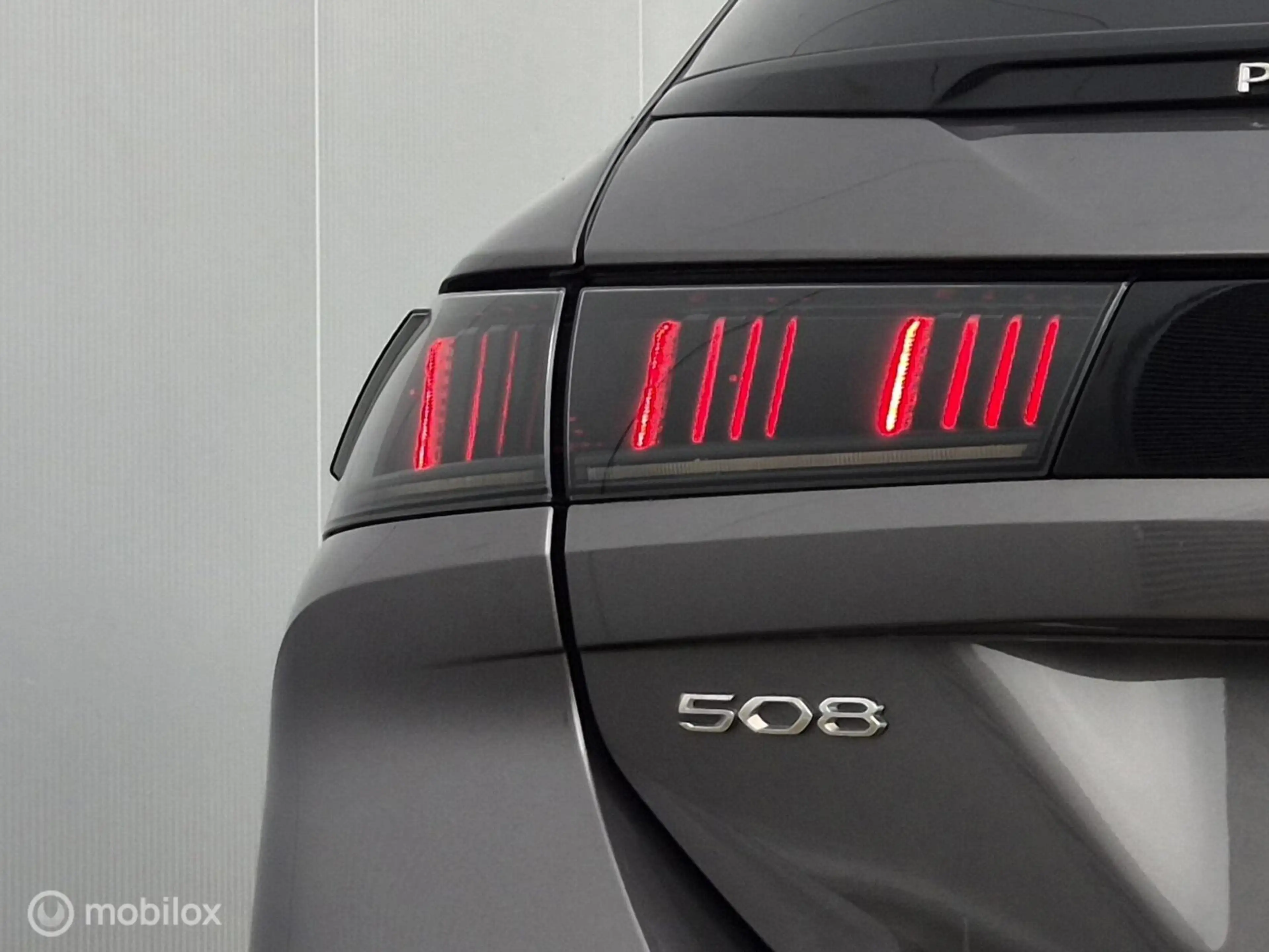 Peugeot 508 SW 1.6 HYBRID ALLURE — photo 12